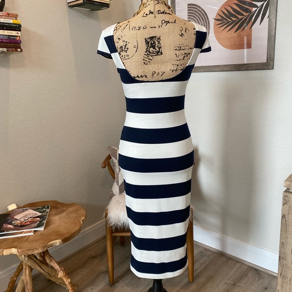 Zara dress - Picture 2 of 3